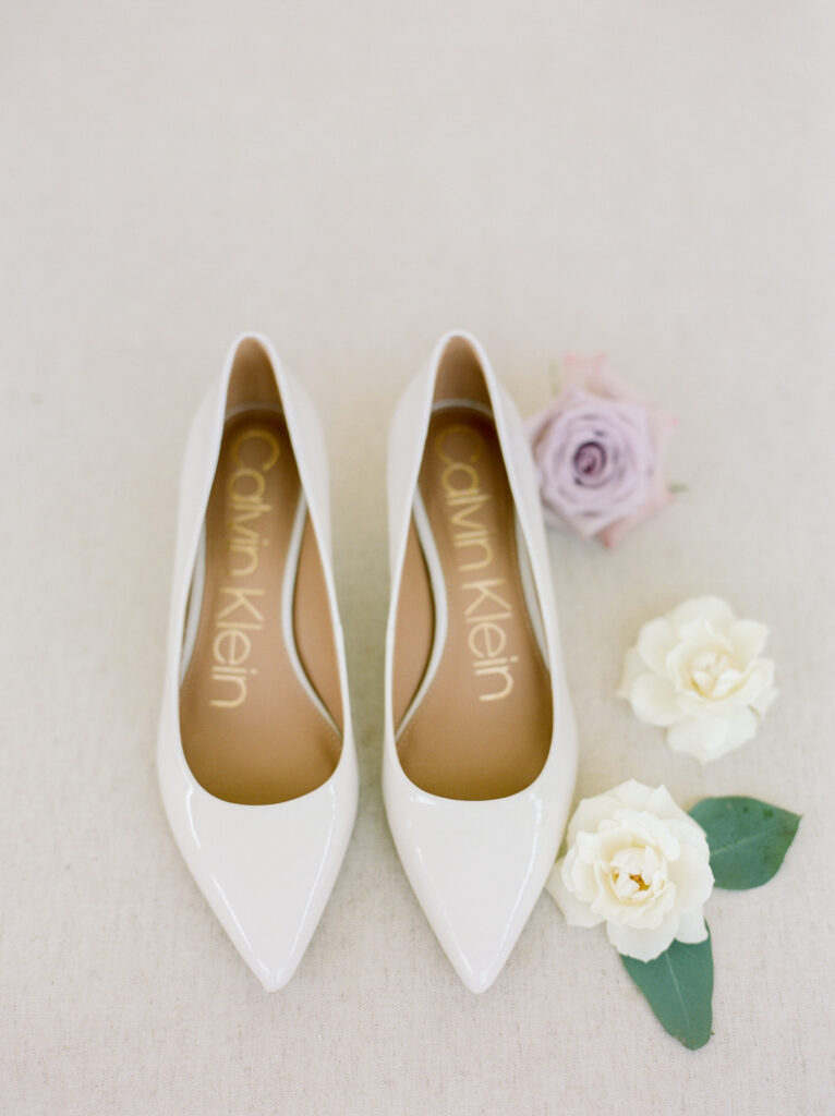 shoes, foral, wedding shoes, bridal shoes, wedding photography, astrid photo
